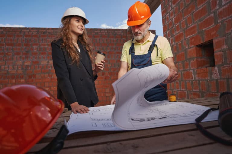 When to Hire a Shell Contractor vs General Contractor